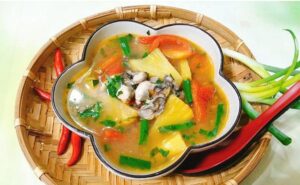 Hàu Sữa Nấu Canh Chua